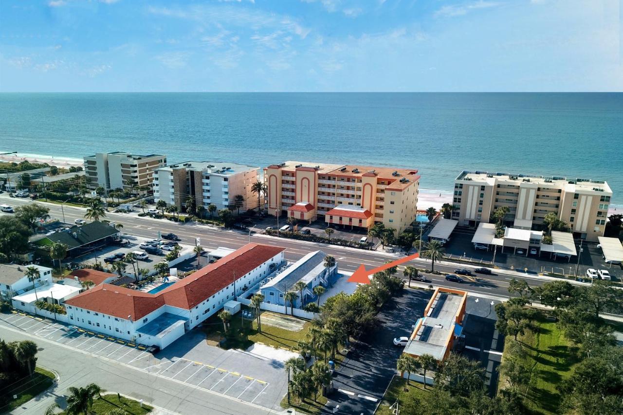The Palm Condos St. Pete Beach Esterno foto