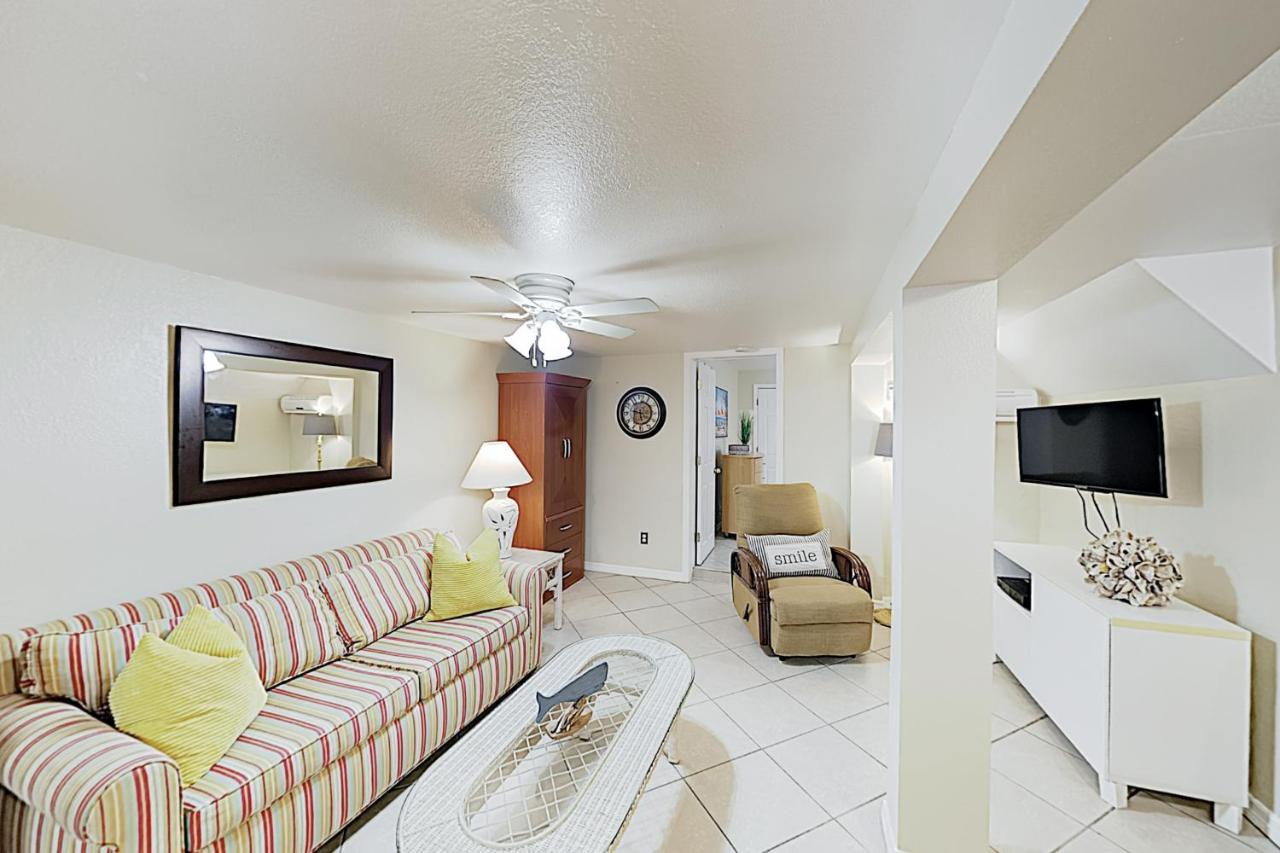 The Palm Condos St. Pete Beach Esterno foto